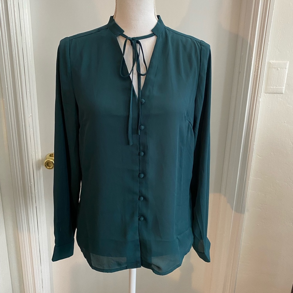 Lulu’s Long Sleeve Top